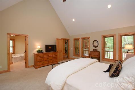 604 Croft View Drive Bakersville NC 28705