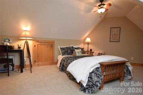 604 Croft View Drive Bakersville NC 28705