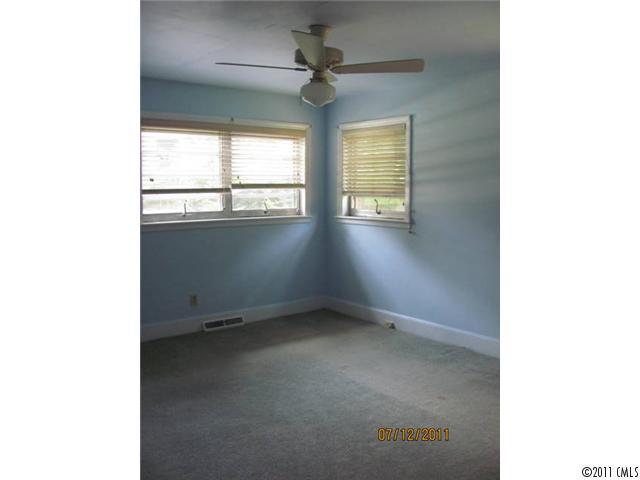 3223 Enfield Road Charlotte NC 28205