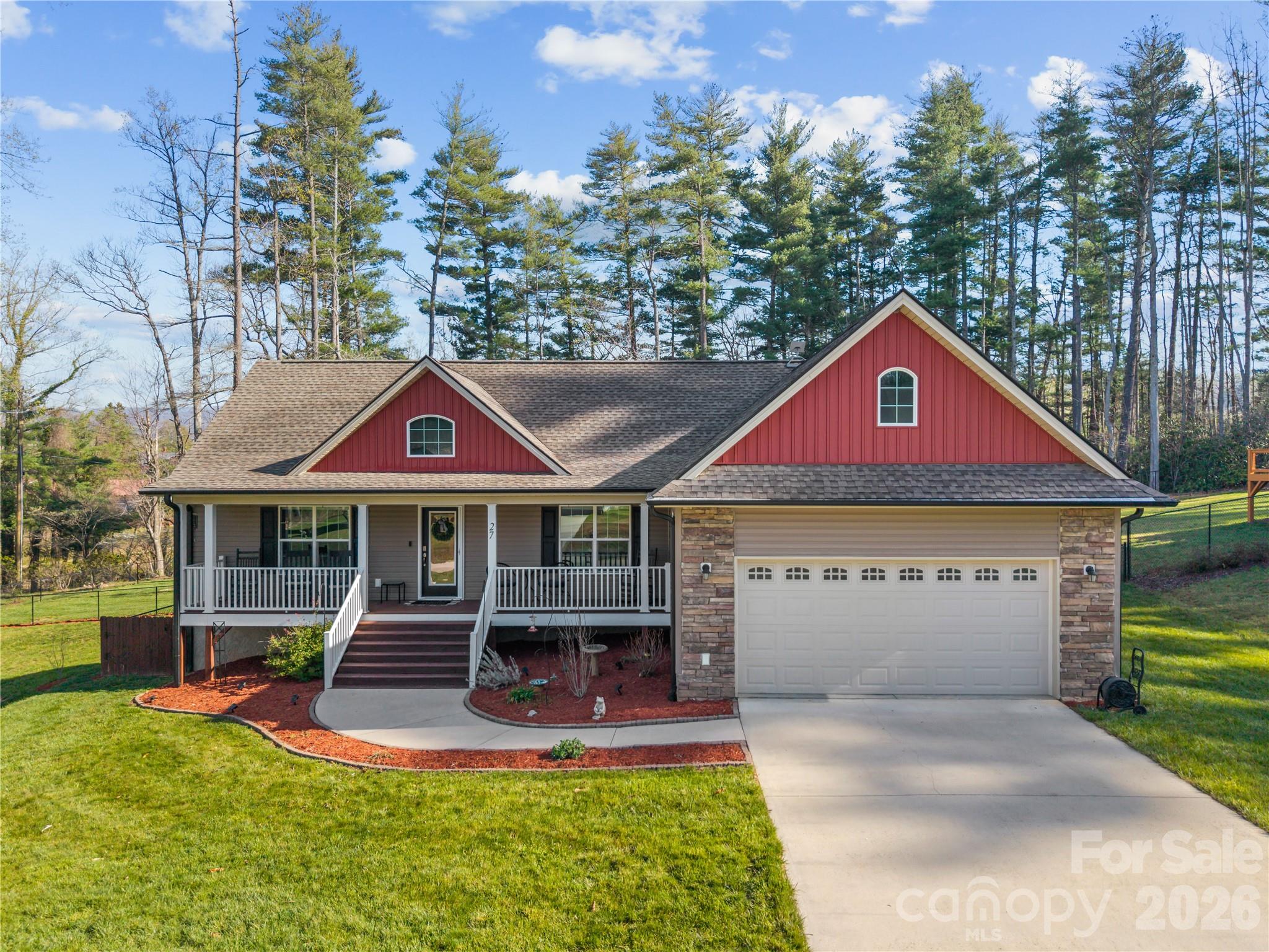 27 Pounding Mill Road Hendersonville NC 28792