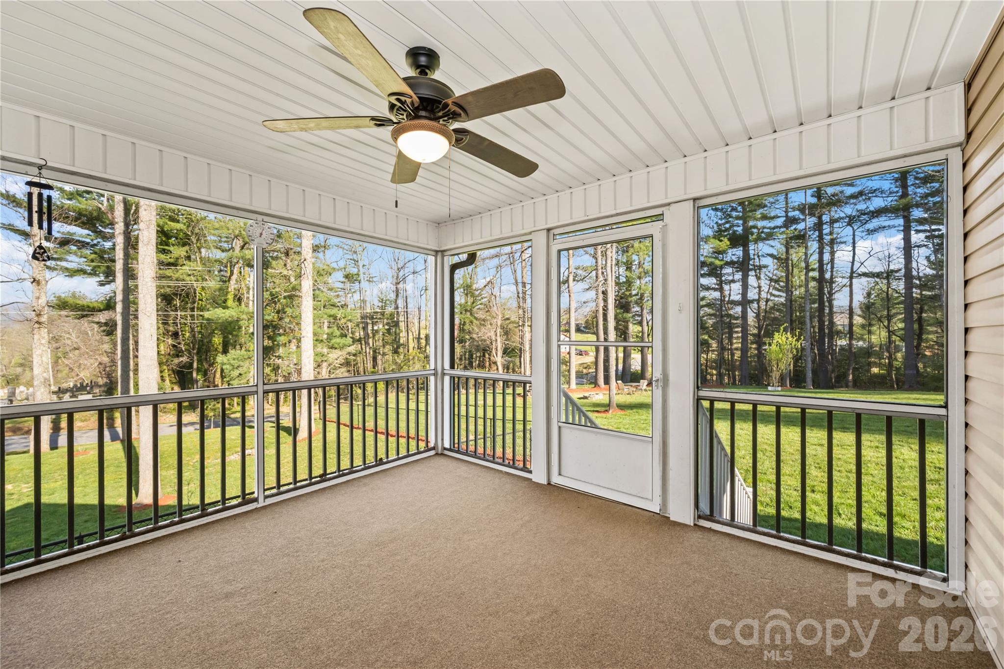27 Pounding Mill Road Hendersonville NC 28792