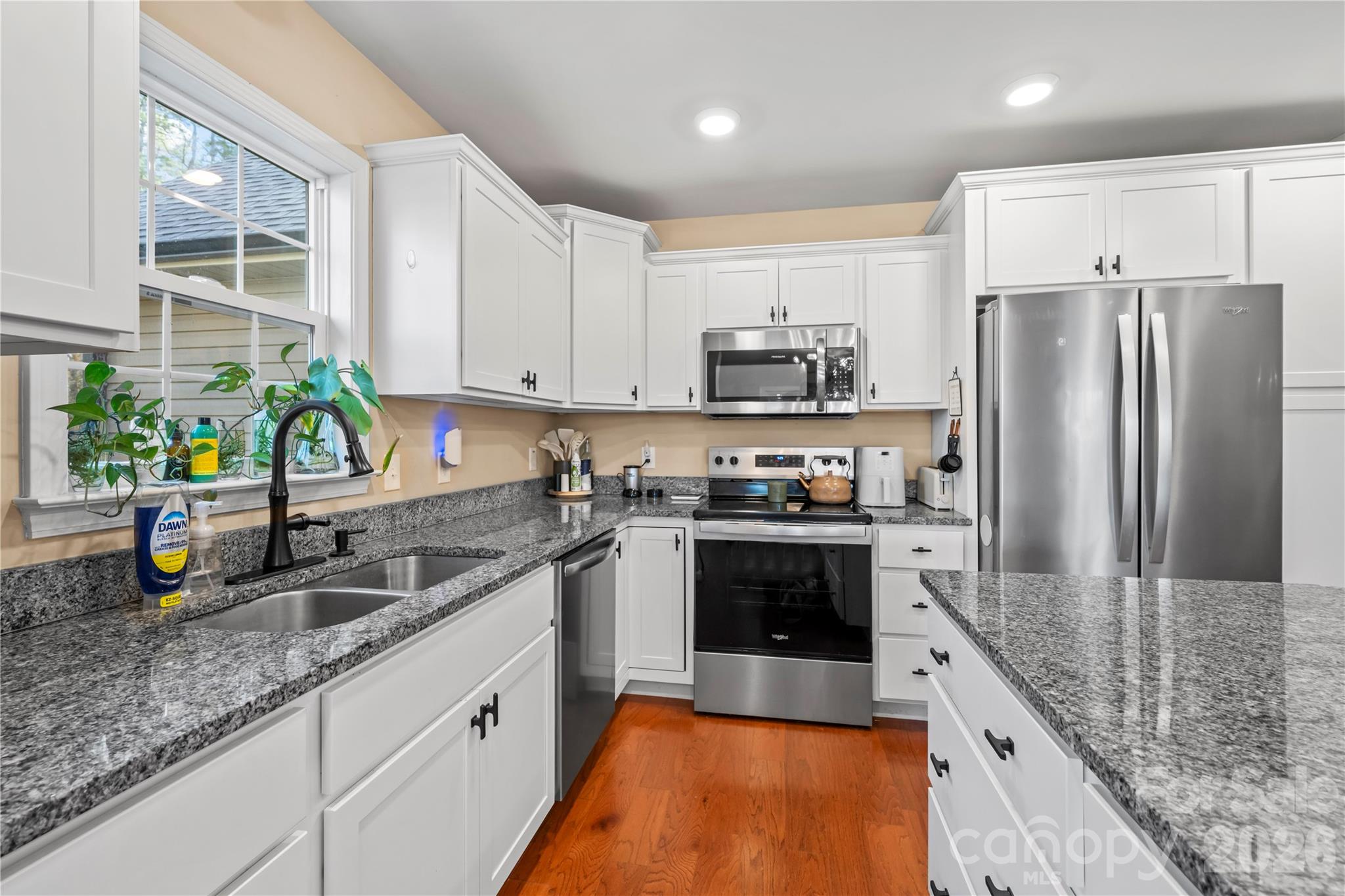 27 Pounding Mill Road Hendersonville NC 28792