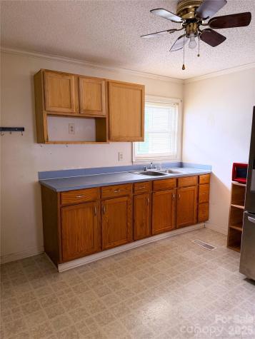 103 E Maryland Avenue Bessemer City NC 28016