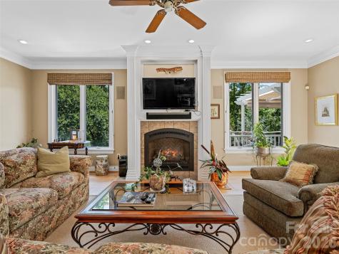 212 S Plains Drive Asheville NC 28803