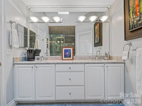 212 S Plains Drive Asheville NC 28803