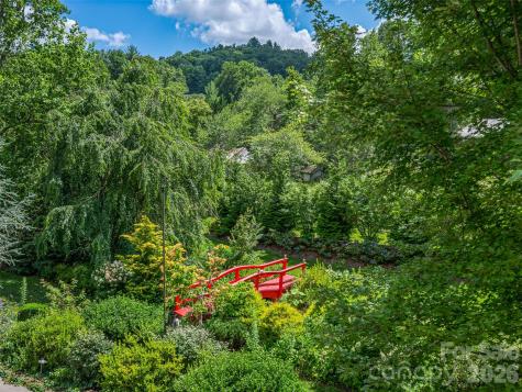 212 S Plains Drive Asheville NC 28803
