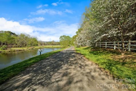 64 Water Hill Way Fletcher NC 28732