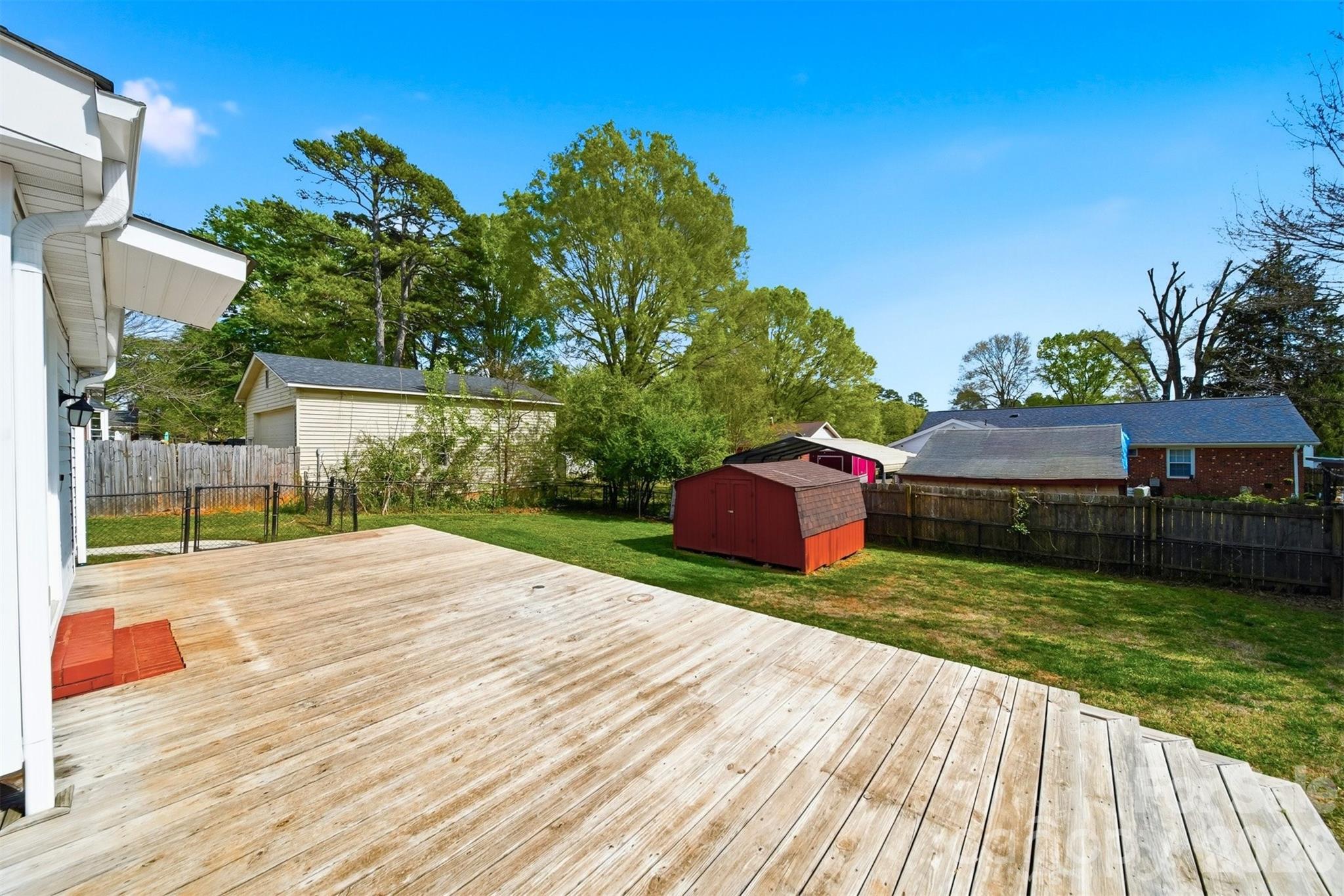 4809 Brooktree Drive Charlotte NC 28208