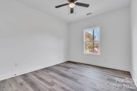 54 3rd Avenue Greenville SC 29611
