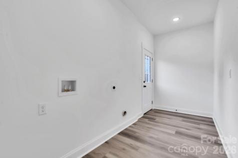 54 3rd Avenue Greenville SC 29611