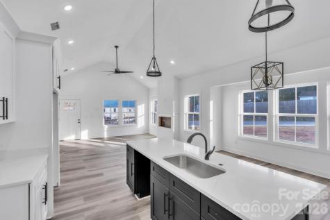 54 3rd Avenue Greenville SC 29611