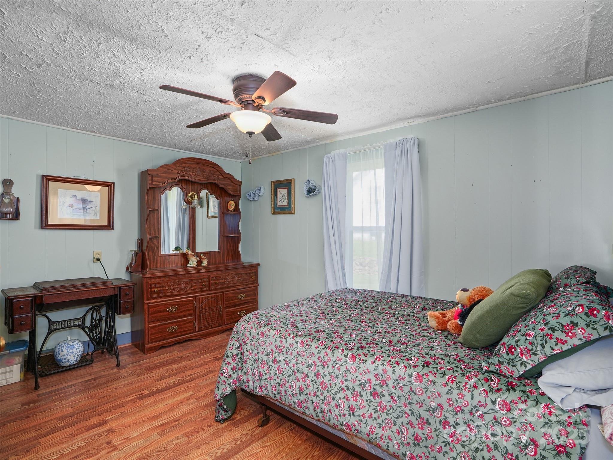 177 Dewey Avenue Canton NC 28716