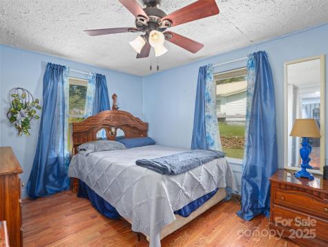 177 Dewey Avenue Canton NC 28716