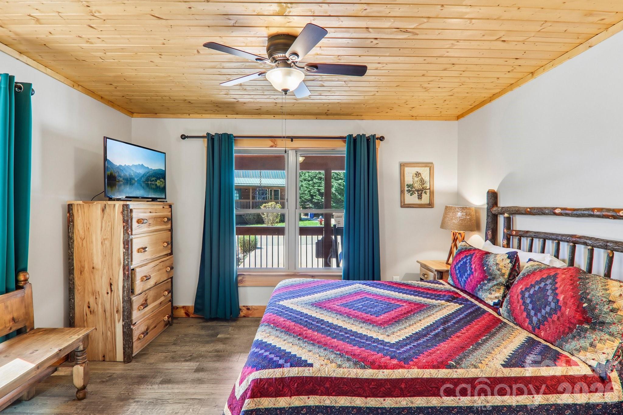 589 Panoramic Loop Maggie Valley NC 28751