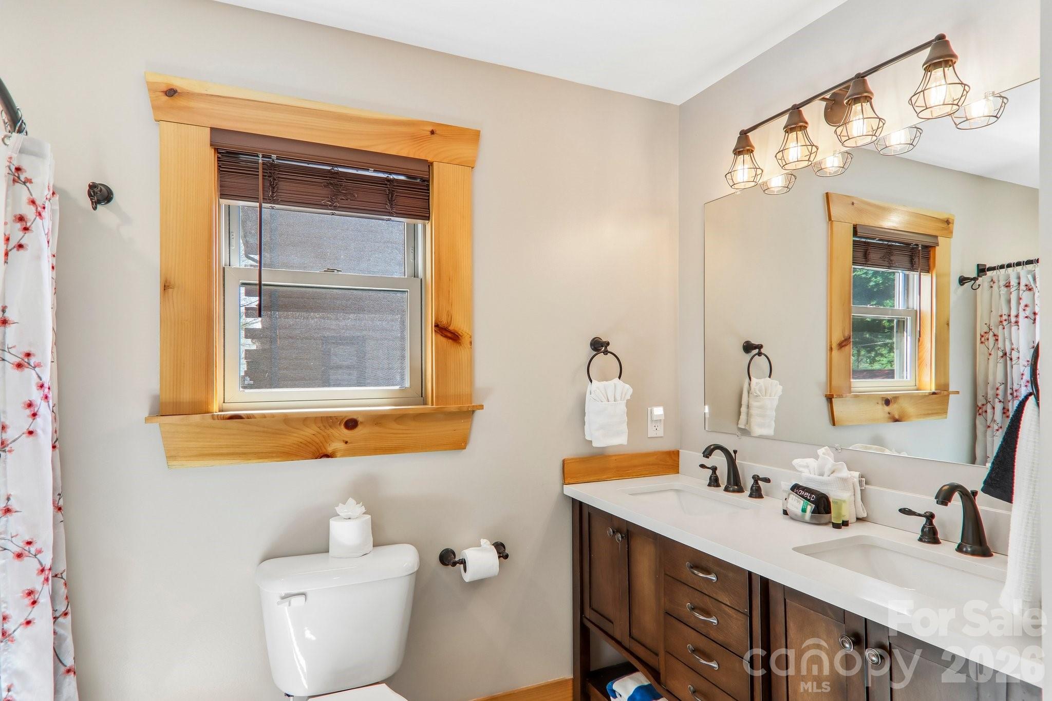 589 Panoramic Loop Maggie Valley NC 28751