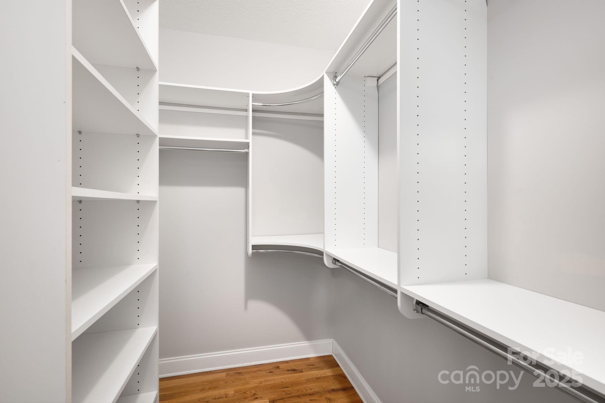 17 Bohemian Lane Asheville NC 28805