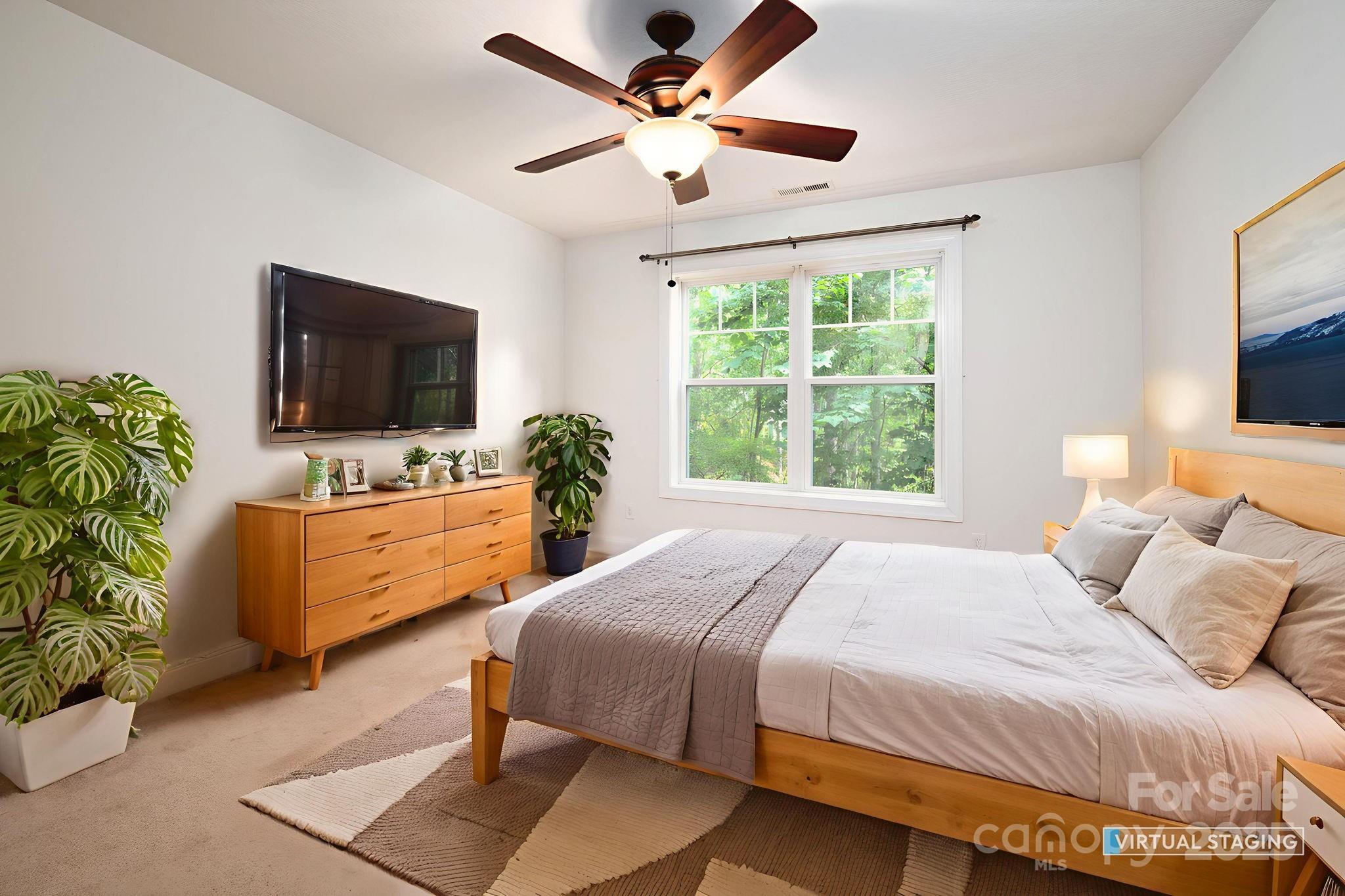 17 Bohemian Lane Asheville NC 28805