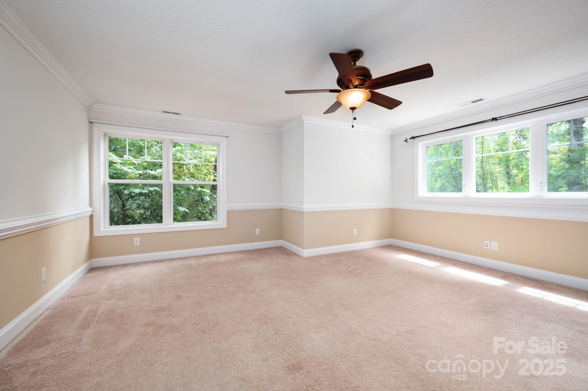 17 Bohemian Lane Asheville NC 28805