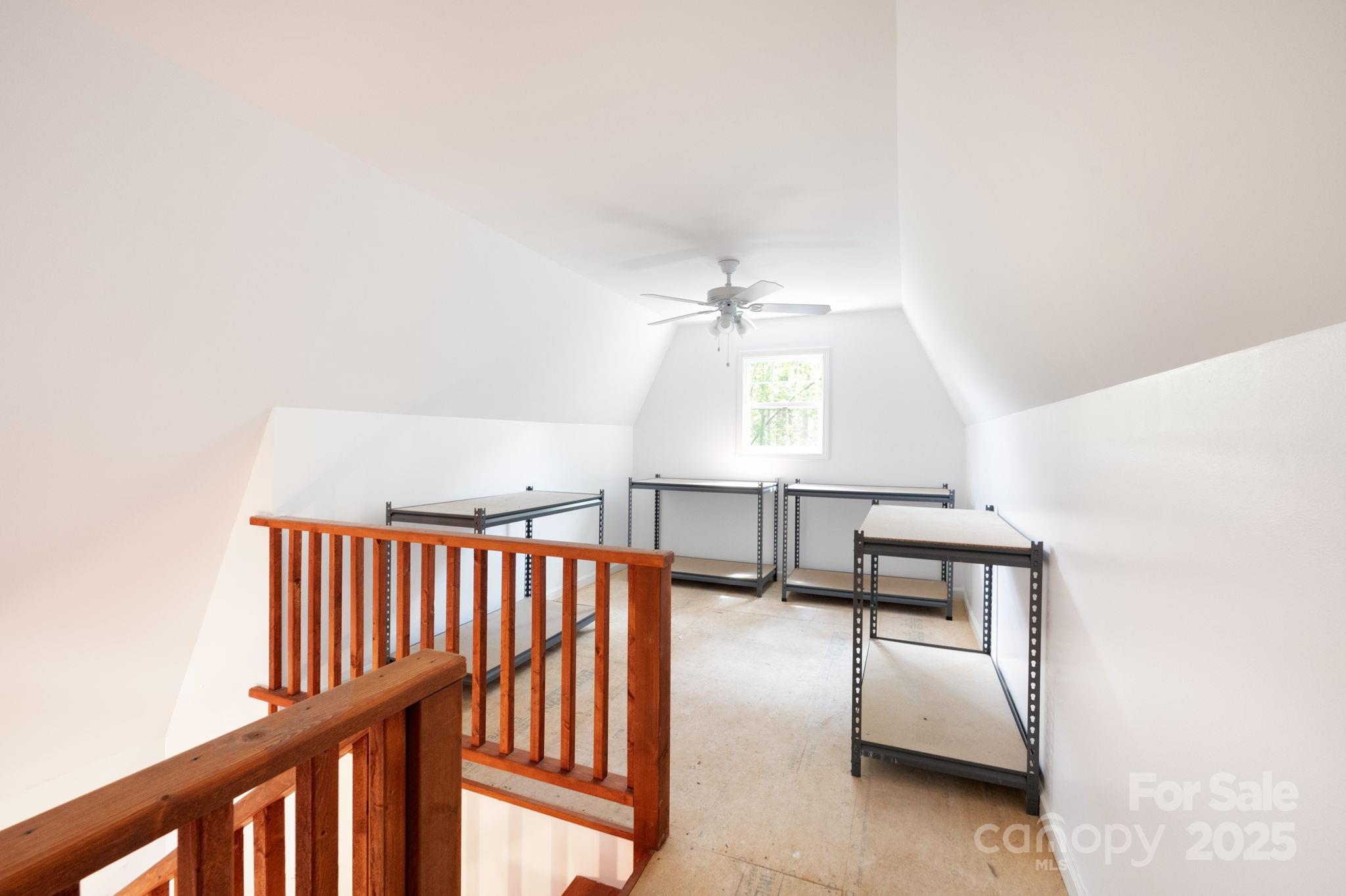 17 Bohemian Lane Asheville NC 28805