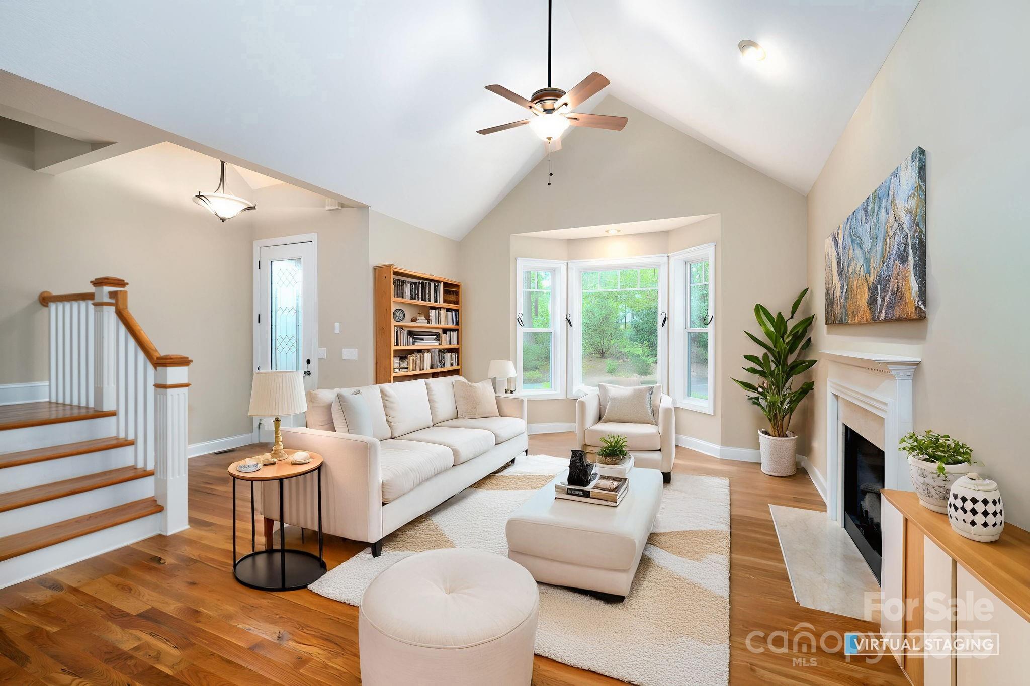 17 Bohemian Lane Asheville NC 28805