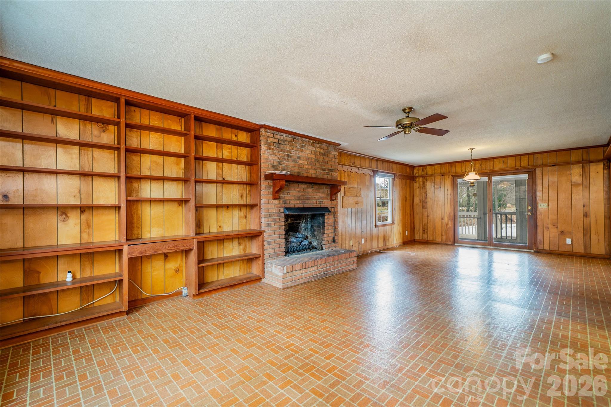 52 E Miller Street Columbus NC 28722