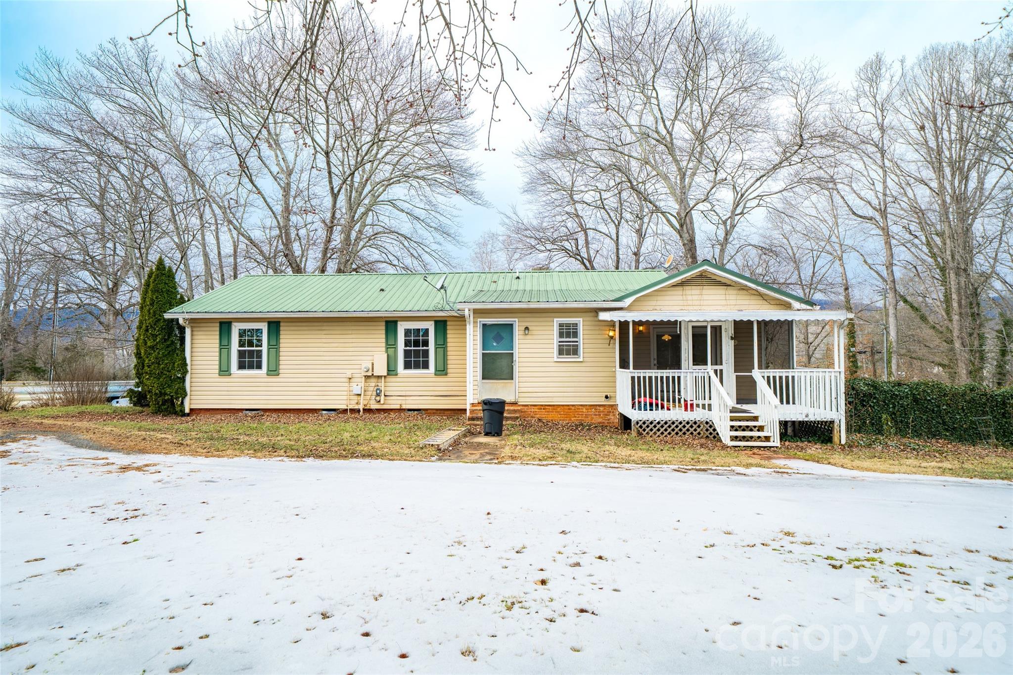 52 E Miller Street Columbus NC 28722