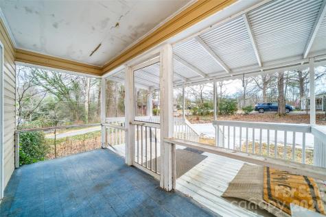 52 E Miller Street Columbus NC 28722
