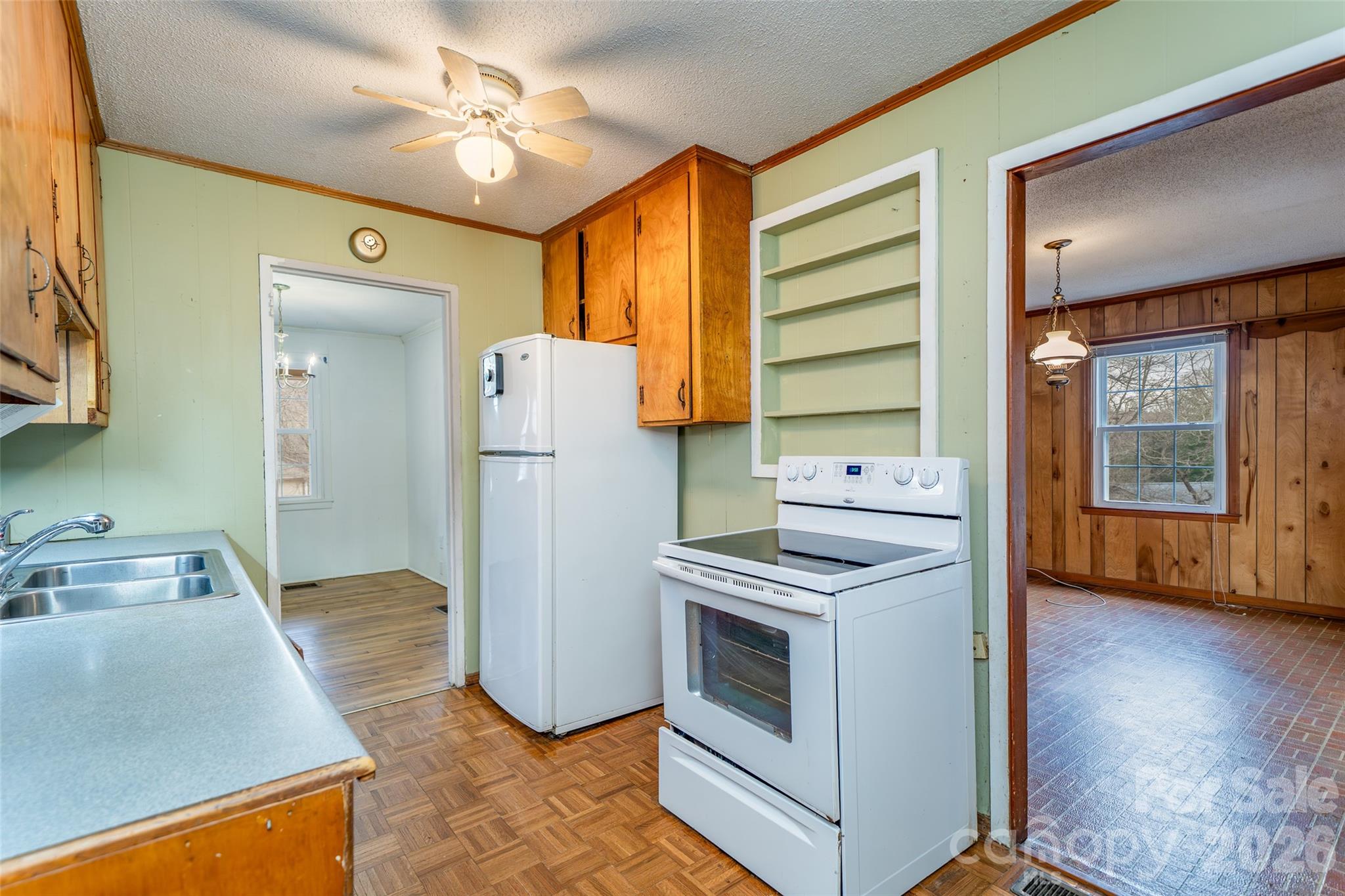 52 E Miller Street Columbus NC 28722
