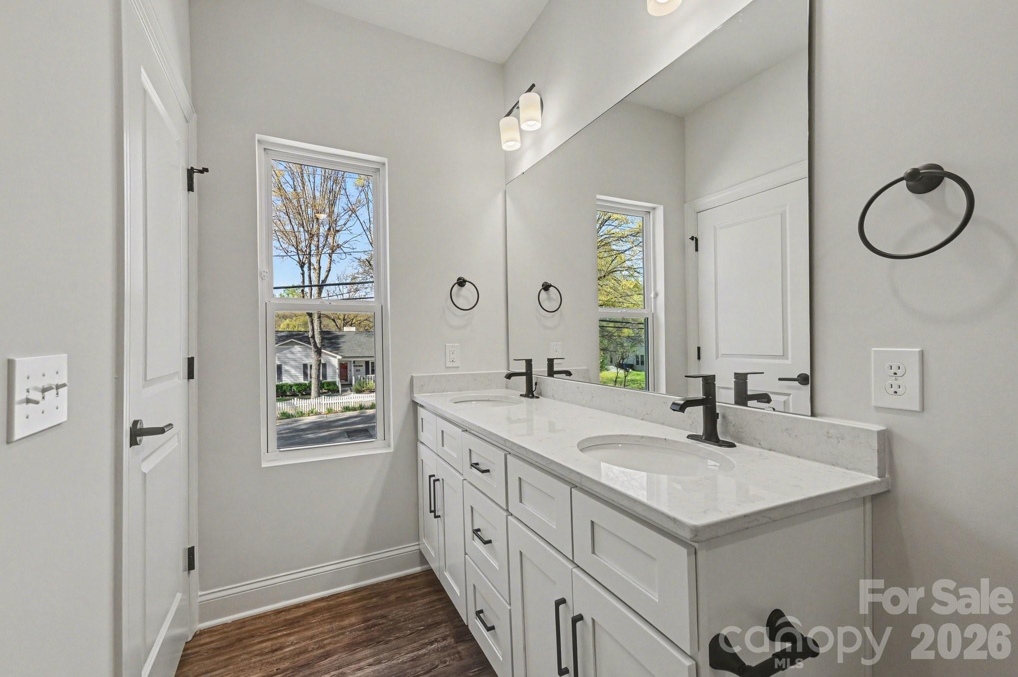 566 W Wilson Avenue Mooresville NC 28115
