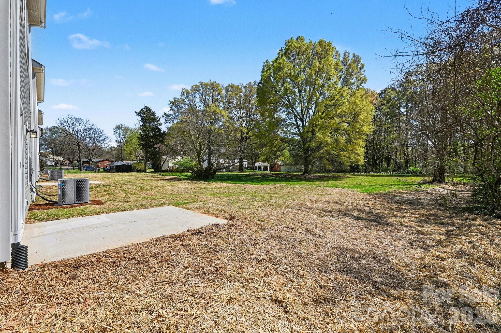 566 W Wilson Avenue Mooresville NC 28115