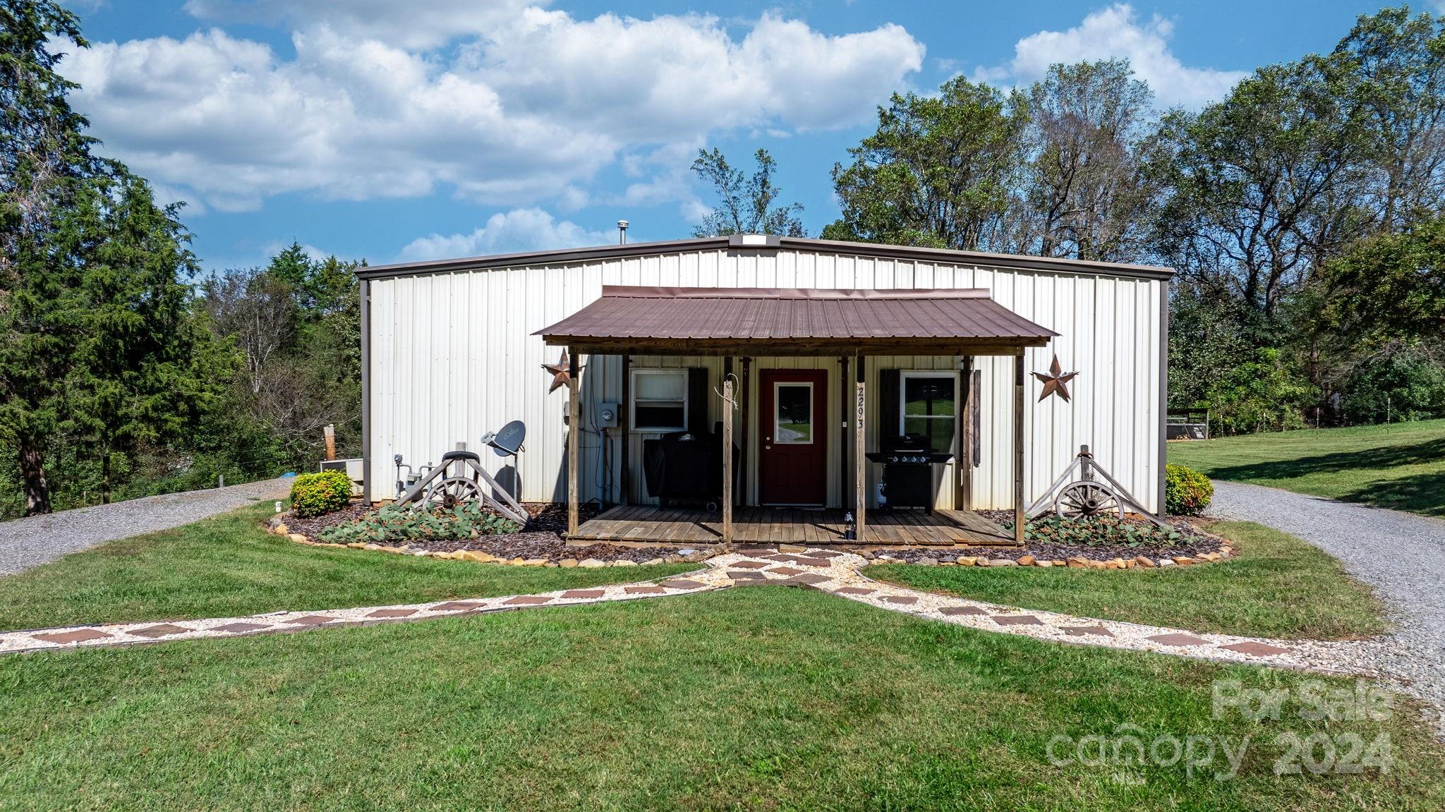 2293 Rome Jones Road Newton NC 28658