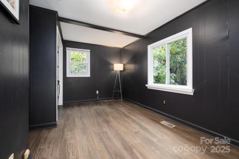 92 Stewart Street Asheville NC 28806