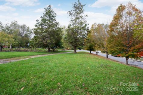 92 Stewart Street Asheville NC 28806