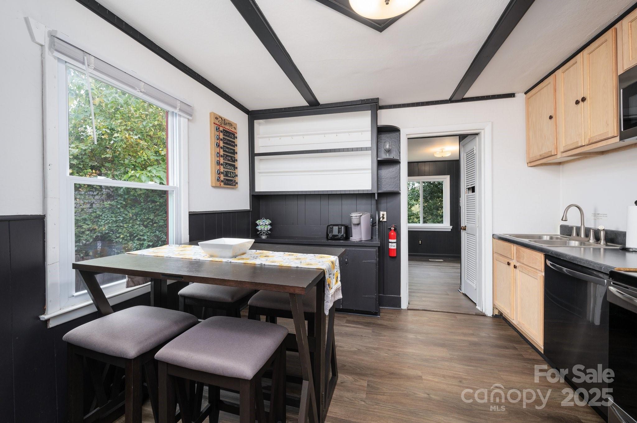 92 Stewart Street Asheville NC 28806