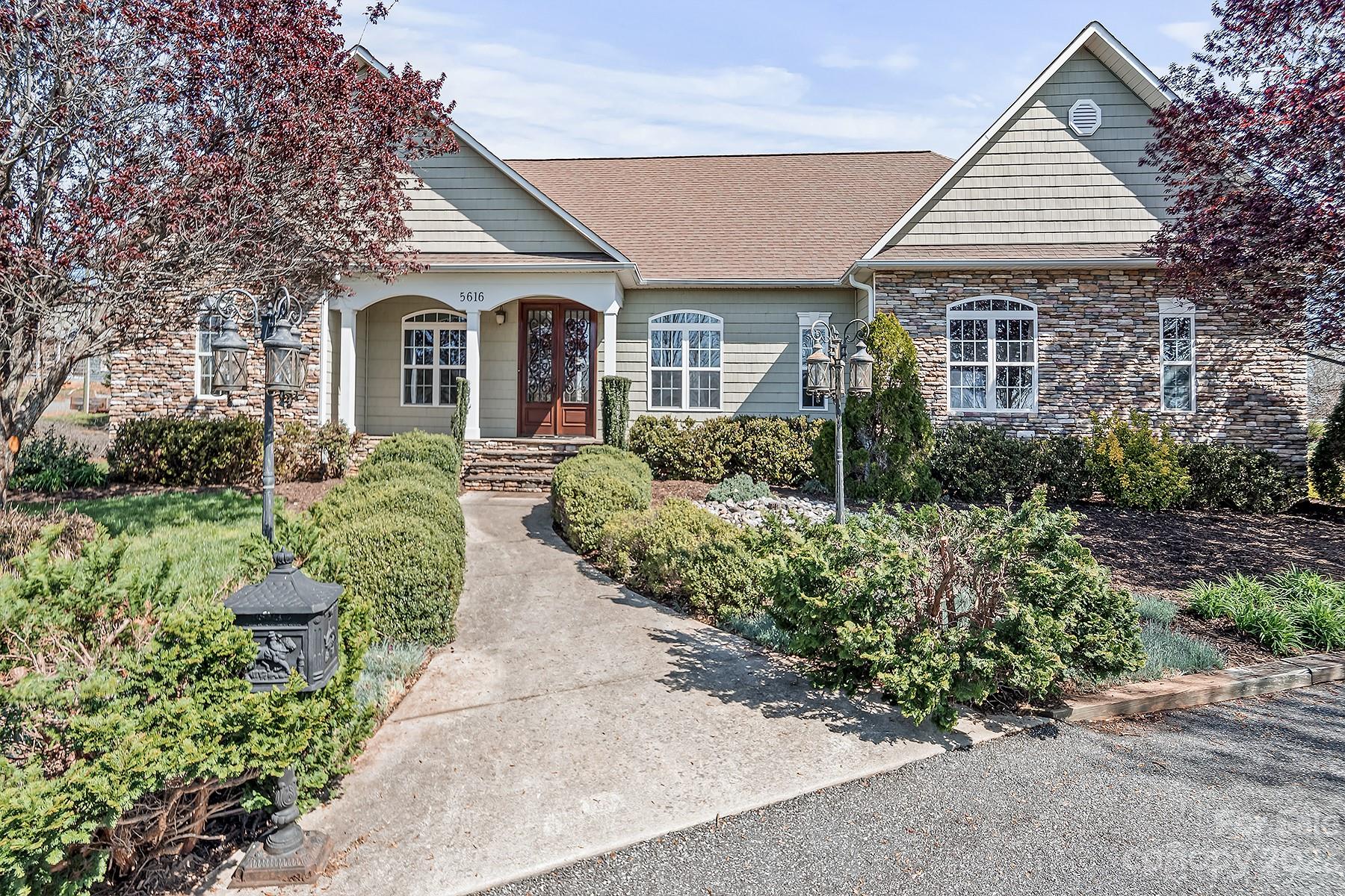 5616 Teakwood Road Hickory NC 28602