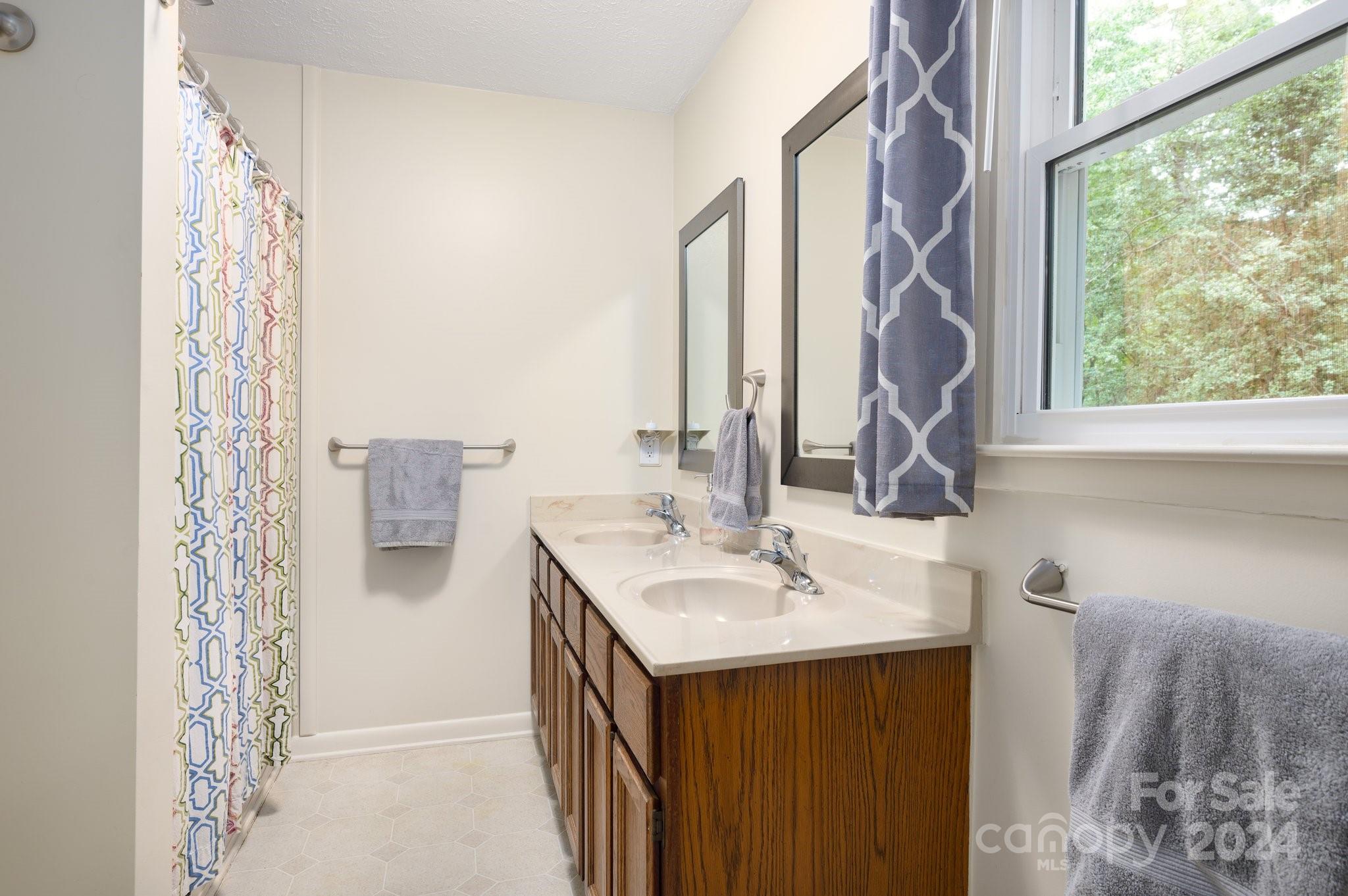 19 Bran Rick Lane Arden NC 28704
