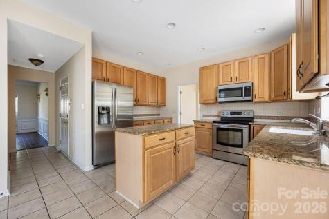 9512 Autumn Applause Drive Charlotte NC 28277