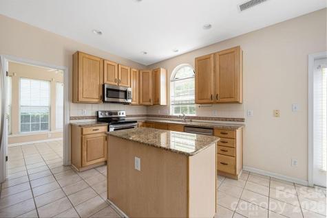9512 Autumn Applause Drive Charlotte NC 28277