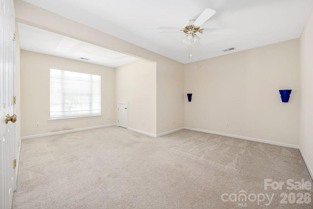 9512 Autumn Applause Drive Charlotte NC 28277