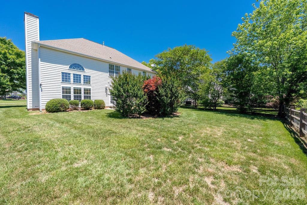 9512 Autumn Applause Drive Charlotte NC 28277