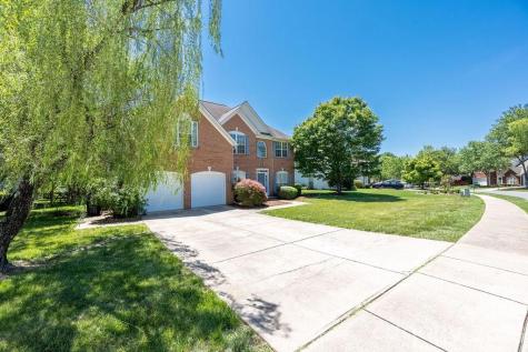 9512 Autumn Applause Drive Charlotte NC 28277