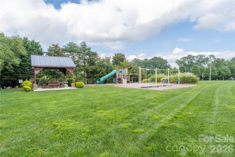 9512 Autumn Applause Drive Charlotte NC 28277