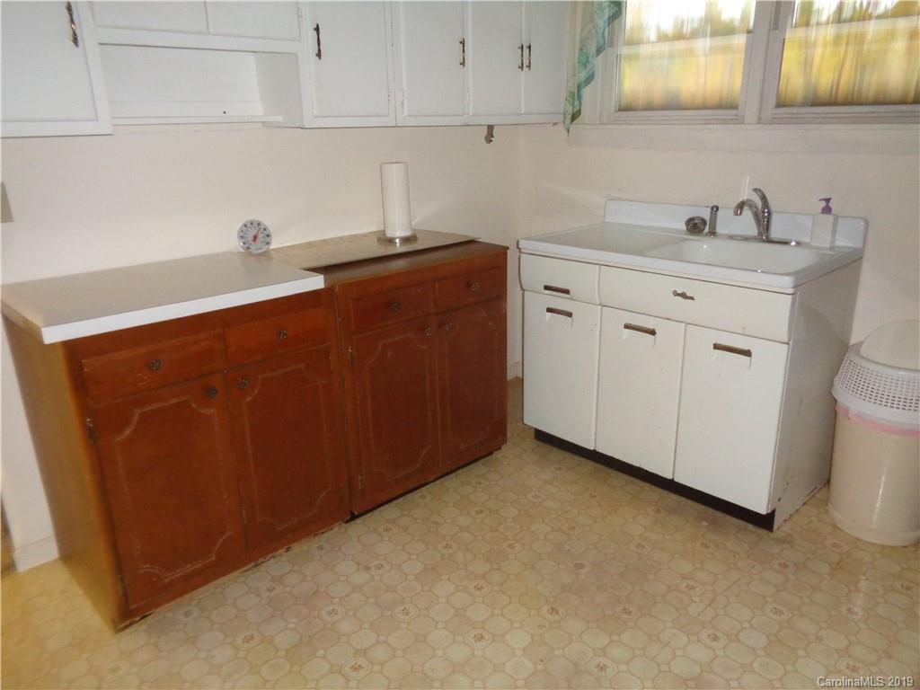 434 Lake Tahoma Road Marion NC 28752