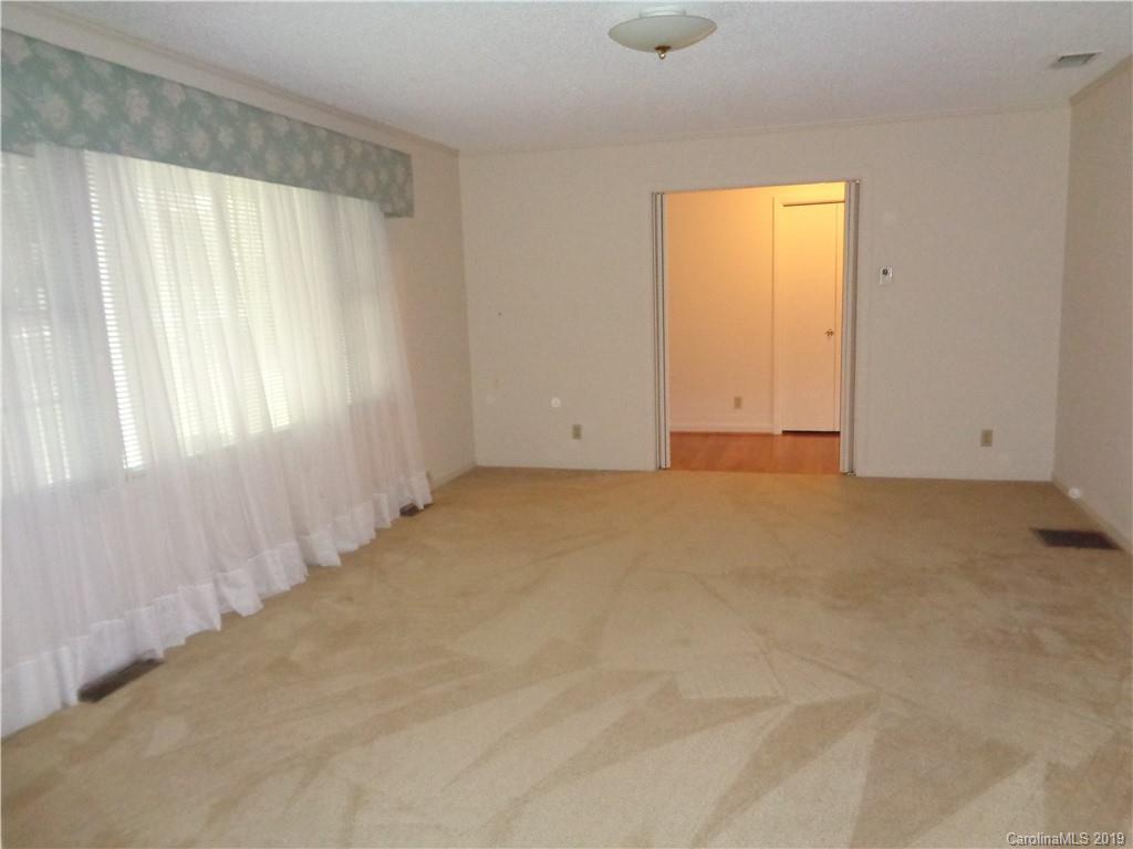 434 Lake Tahoma Road Marion NC 28752