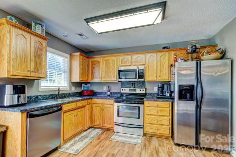 204 Black Rock School Road Cherryville NC 28021