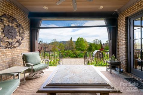 6 Golfside Court Arden NC 28704