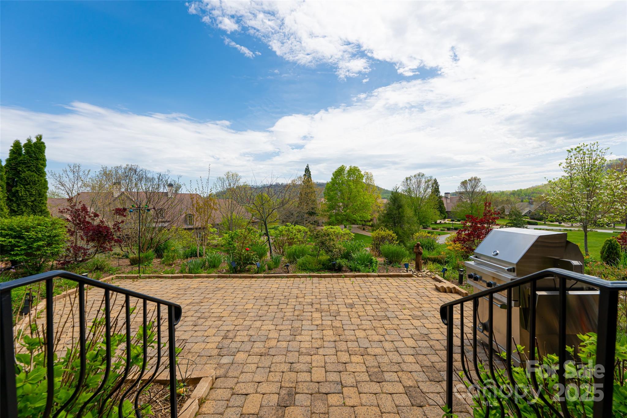 6 Golfside Court Arden NC 28704