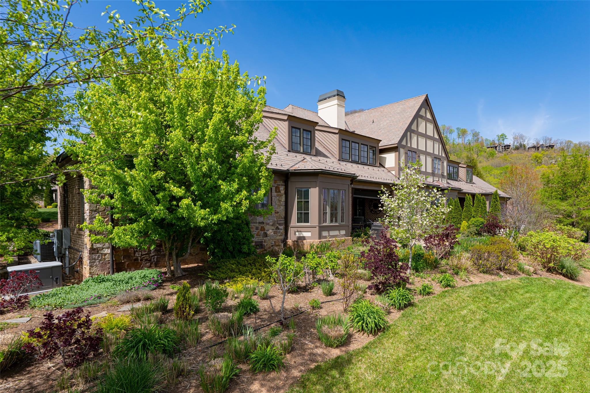 6 Golfside Court Arden NC 28704