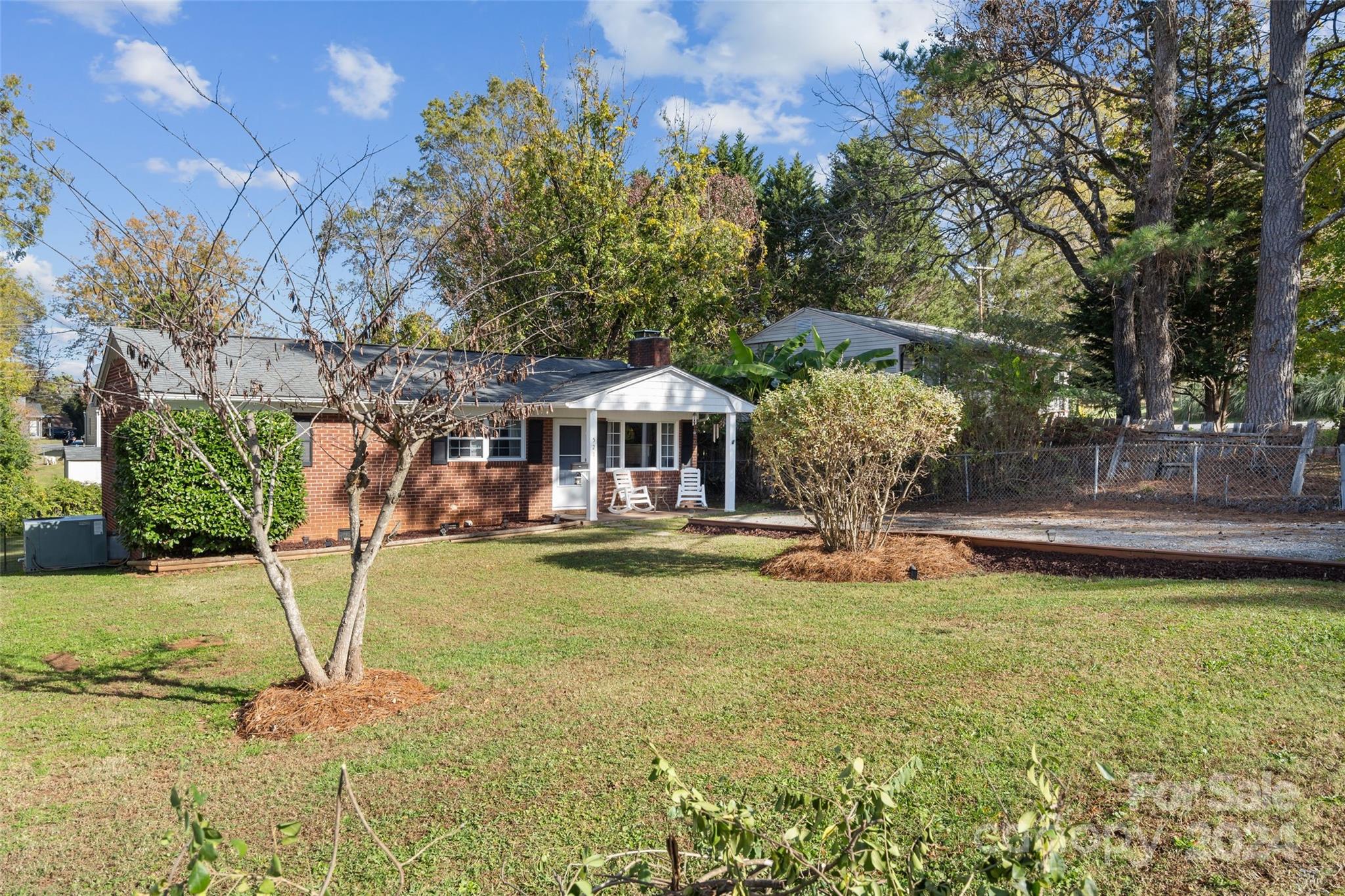 521 E Ohio Avenue Bessemer City NC 28016