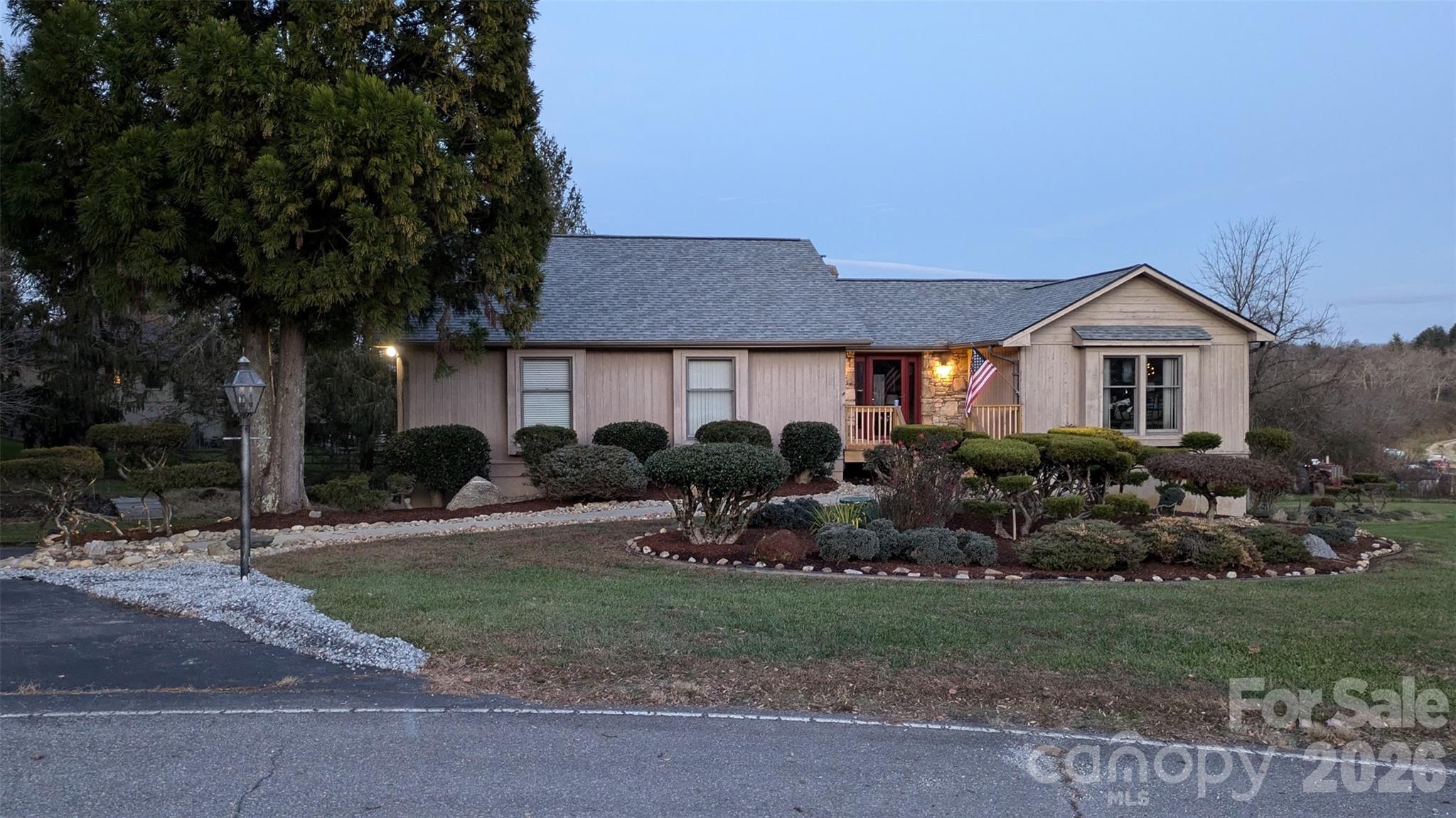 18 Amber Drive Horse Shoe NC 28742